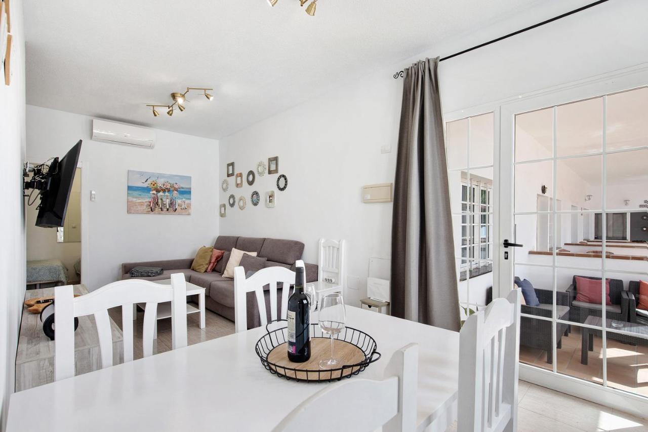 Casa Eri Con Piscina Apartment คอร์ราเลโฮ ภายนอก รูปภาพ